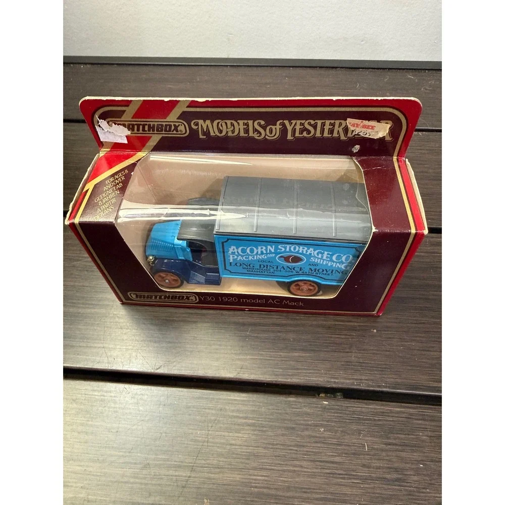 Matchbox Models of Yesteryear Y30 1920 AC‎ Mack Truck Acorn Storage Co Blue Y-30
